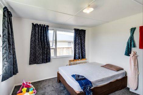 Photo of property in 906 Kiwi Street, Camberley, Hastings, 4120