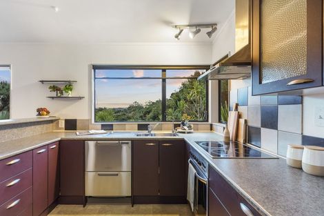 Photo of property in 28 Willow Avenue, Birkenhead, Auckland, 0626