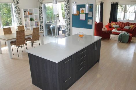 Photo of property in 25a Alexander Avenue, Torbay, Auckland, 0630