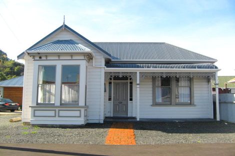 Photo of property in 6 Selwyn Street, North East Valley, Dunedin, 9010