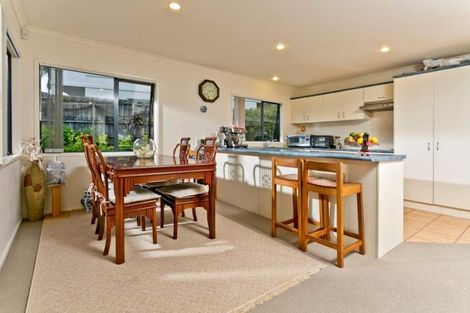 Photo of property in 7 Kinleith Way, Albany, Auckland, 0632