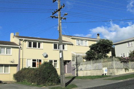 Photo of property in 67 Sievers Grove, Cannons Creek, Porirua, 5024