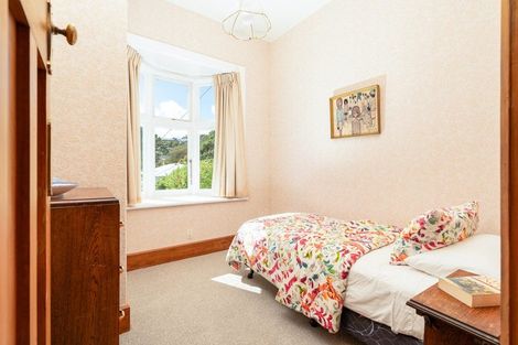 Photo of property in 169 Wadestown Road, Wadestown, Wellington, 6012