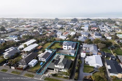 Photo of property in 345 Estuary Road, South New Brighton, Christchurch, 8062