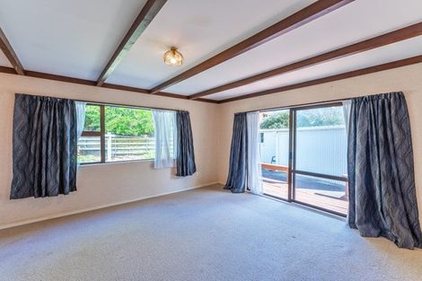 Photo of property in 101 Norfolk Crescent, Otaki Beach, Otaki, 5512