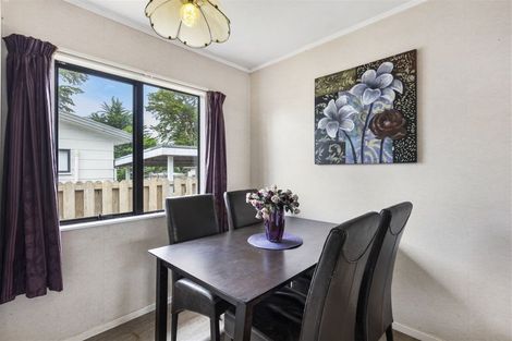 Photo of property in 1/12 Aurea Avenue, Pakuranga, Auckland, 2010