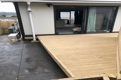 Photo of property in 104a Te Pene Avenue, Titahi Bay, Porirua, 5022