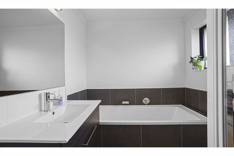 Photo of property in 7 Tara Crescent, Woodend, 7610