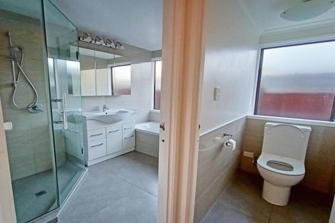 Photo of property in 9 Cornelian Crescent, Half Moon Bay, Auckland, 2012