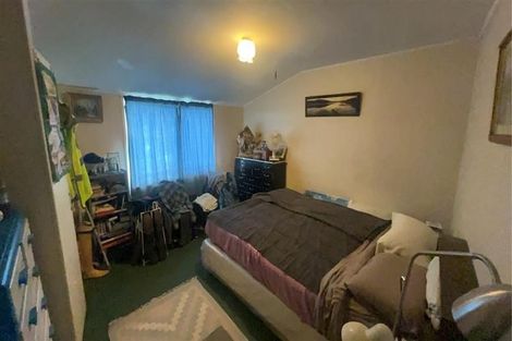 Photo of property in 28 Pukeroa Place, Papakura, 2110