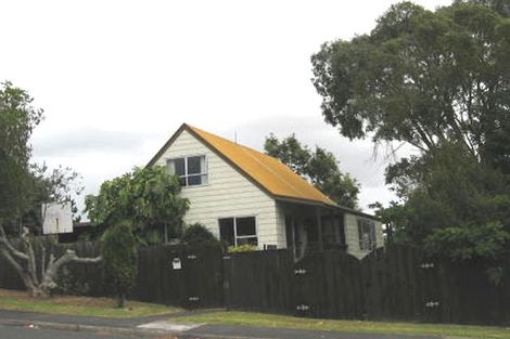 Photo of property in 1/18 Lynn Road, Bayview, Auckland, 0629