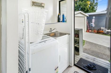 Photo of property in 5 Garland Drive, St Andrews, Hamilton, 3200