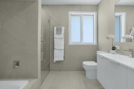 Photo of property in 23 Pukatea Street, Eastbourne, Lower Hutt, 5013