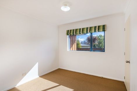 Photo of property in 1/2 Astelia Way, Waipahihi, Taupo, 3330