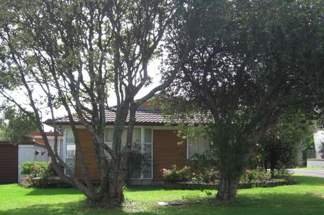 Photo of property in 27 Pinedale Place, Henderson, Auckland, 0610