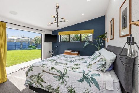 Photo of property in 1 Spriggs Crescent, Greenmeadows, Napier, 4112