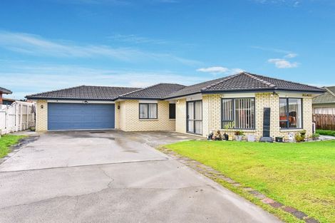 Photo of property in 12 Carn Place, Weymouth, Auckland, 2103
