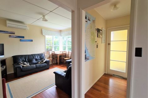 Photo of property in 82 Domett Street, Opunake, 4616