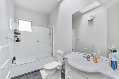 Photo of property in De Vere Apartments, 1/23 Tennyson Street, Te Aro, Wellington, 6011