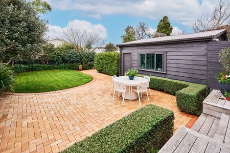 Photo of property in 22 Fairfield Avenue, Fairfield, Lower Hutt, 5011