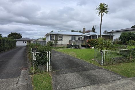 Photo of property in 98 Ennis Avenue, Pakuranga Heights, Auckland, 2010