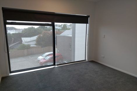 Photo of property in 1/2 Walsall Street, Avondale, Auckland, 1026