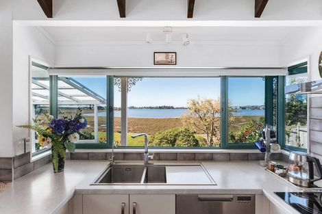 Photo of property in 96a Darraghs Road, Brookfield, Tauranga, 3110