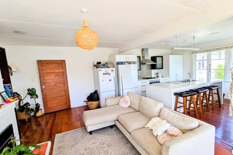 Photo of property in 13 Tahapa Crescent, Meadowbank, Auckland, 1072