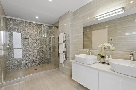 Photo of property in 32b Hewitts Road, Merivale, Christchurch, 8014