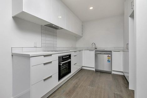 Photo of property in 1/3 Erewhon Place, Birkdale, Auckland, 0626