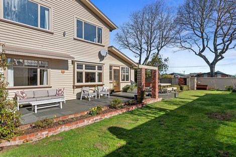 Photo of property in 2 Kenwyn Avenue, St Albans, Christchurch, 8052