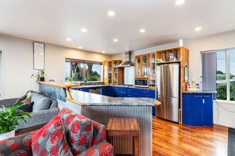 Photo of property in 201 Te Atatu Road, Te Atatu South, Auckland, 0610