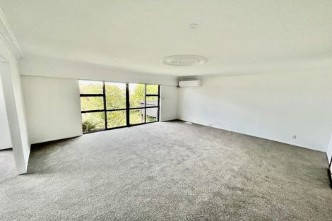 Photo of property in 31 Cumbrian Place, Conifer Grove, Takanini, 2112