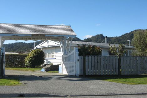 Photo of property in 21 Ward Street, Cobden, Greymouth, 7802