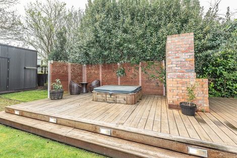 Photo of property in 2 Watkin Street, Tawhero, Whanganui, 4501