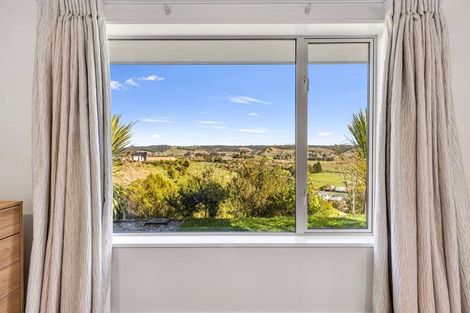 Photo of property in 32 Katania Heights, Brightwater, 7022