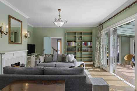 Photo of property in 16 Desmond Street, Merivale, Christchurch, 8014