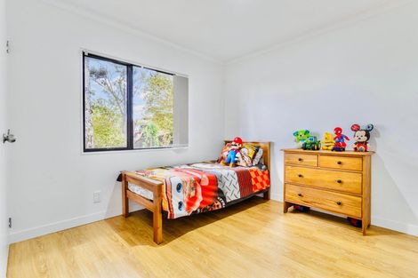 Photo of property in 2/82a Coronation Road, Hillcrest, Auckland, 0627