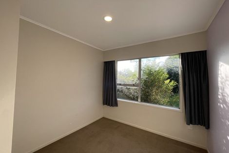 Photo of property in 9 Quibray Place, Botany Downs, Auckland, 2010