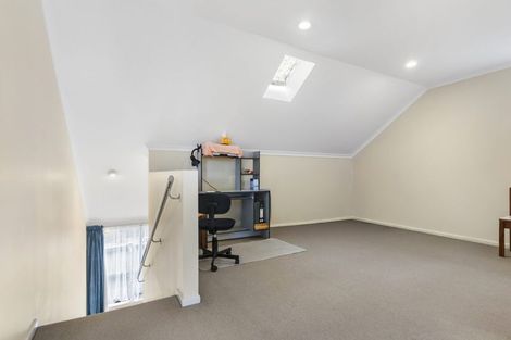 Photo of property in 2 Erne Crescent, East Tamaki, Auckland, 2016