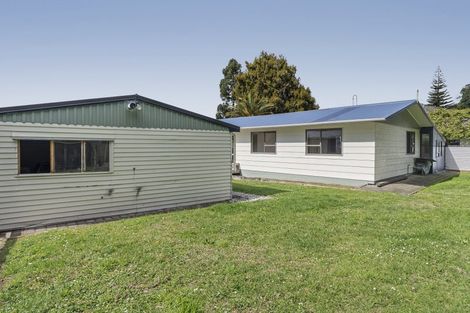 Photo of property in 17 Thames Street, Welbourn, New Plymouth, 4310