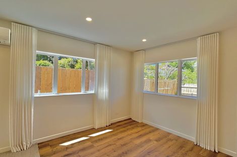 Photo of property in 7b Hanson Place, West Harbour, Auckland, 0618