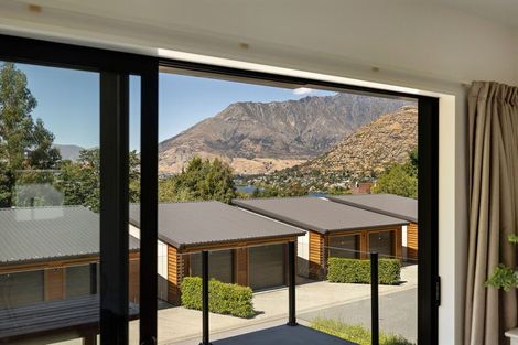Photo of property in 9/67 Andrews Road, Queenstown, 9300