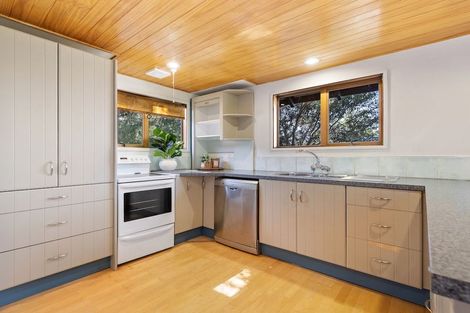 Photo of property in 44 Arawata Terrace, Sunshine Bay, Queenstown, 9300