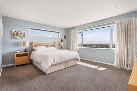 Photo of property in 19 Heaton Rhodes Place, Cashmere, Christchurch, 8022