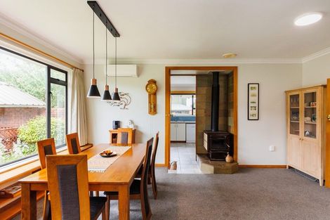 Photo of property in 5 Ashburn Lane, Awapuni, Palmerston North, 4412