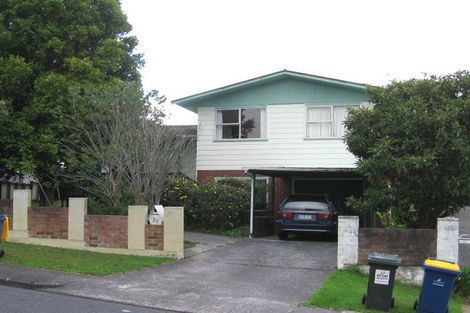 Photo of property in 28 Vina Place, Massey, Auckland, 0614