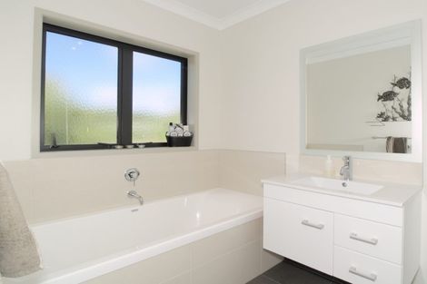 Photo of property in 1 Wellingrove Place, Te Kamo, Whangarei, 0112