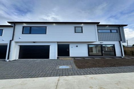 Photo of property in 73a Arimu Road, Papakura, 2110