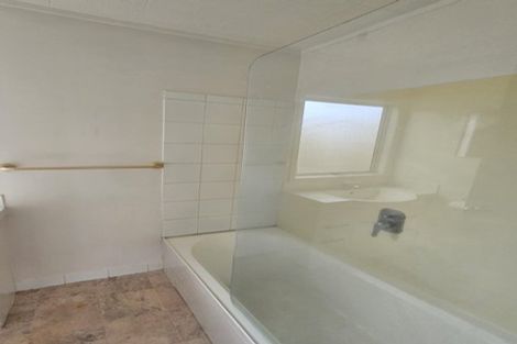 Photo of property in 26 Moire Road, Massey, Auckland, 0614